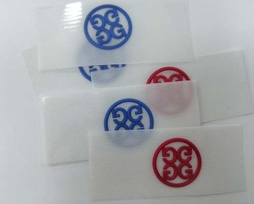 3D lavabile ha modellato le etichette dell'abbigliamento del trasferimento di calore del silicone per l'indumento