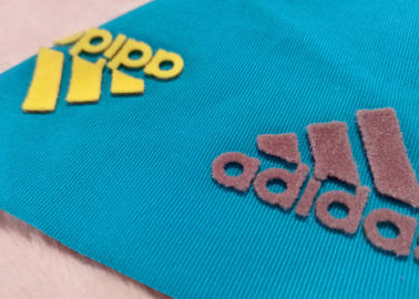 Etichette riflettenti di Tagless della stampa di calore di alto di elasticità logo di marca per il vestito di sci