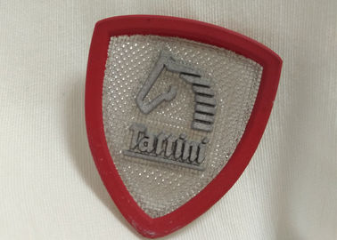Il logo di gomma su ordinazione rattoppa il distintivo del silicone per usura all'aperto/scarpe/borse