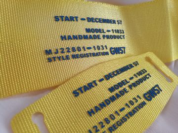 Lo schermo durevole che stampa le etichette di Tagless, abitudine ha stampato le etichette del tessuto per i vestiti/cappello