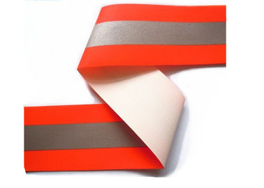 Il nastro riflettente di verde/rosso sicurezza del tessuto, retro cuce su nastro riflettente per abbigliamento