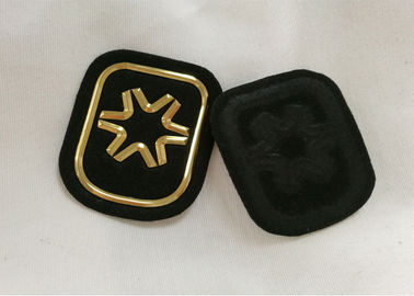 Il nero e l'oro hanno impresso i distintivi su ordinazione del Velcro delle toppe della gomma 3D per Soprtswear