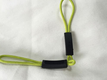 Tirate creative della chiusura lampo del cappotto di colore verde, tirate personali della chiusura lampo per i rivestimenti