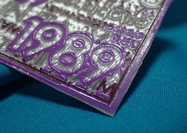 Il materiale del silicone progetta l'etichetta per il cliente del panno del PVC, le toppe decorative 3D per i rivestimenti