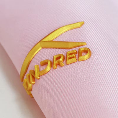 T-shirt personalizzato Etichetta in silicone Lavabile 3D Logo in silicone morbido Trasferimento termico Badge in silicone
