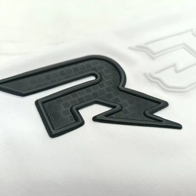 Etichetta stampata in TPU 3D in nero in rilievo Etichetta stampata a calore in TPU per Jersey