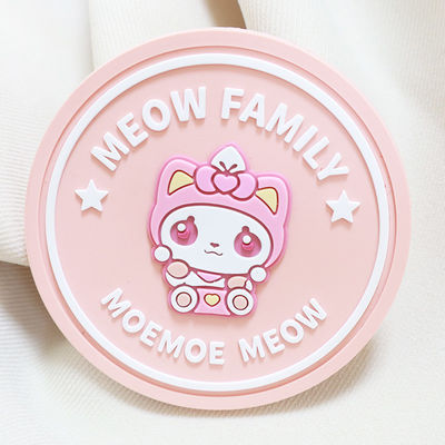 Patch di cucitura 3D Badge di stiratura in silicone Badge di abbigliamento in silicone professionale Badge per abbigliamento
