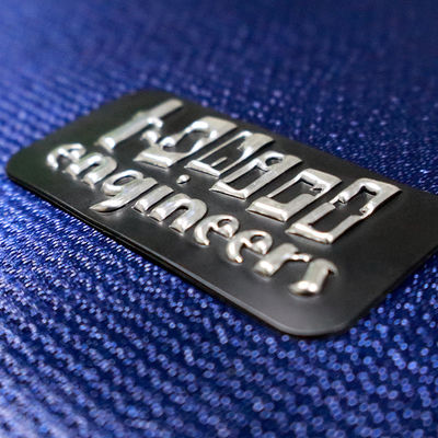 Abbigliamento personalizzato 3D Argento Nero Tpu Trasferimento Termico Logo in Metallo per Abbigliamento