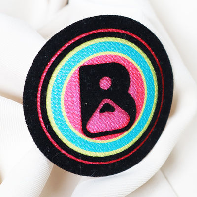 Stampa a trasferimento termico con design personalizzato Logo del club della squadra di calcio personalizzato Patch floccata 3D