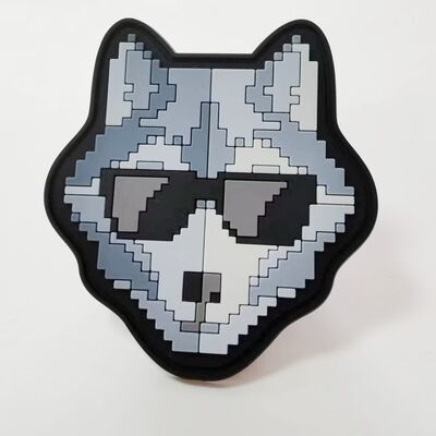 Emblema personalizzato in silicone 3D - Toppa termoadesiva in silicone a forma di lupo Pixel Art per abbigliamento