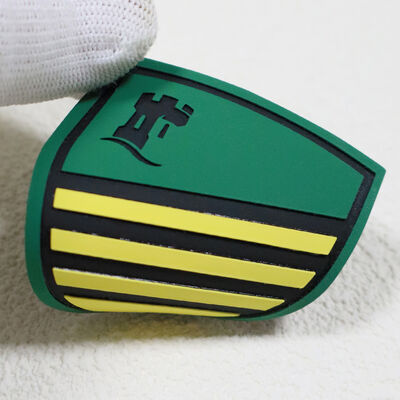 Etichetta stampata su schermo di silicone personalizzata Tag di logo resistente all'acqua per abbigliamento sportivo e uniformi