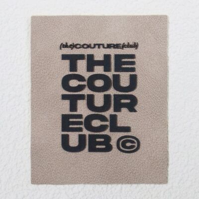 Patch di testo in gomma 3D per maniche di giacca e abbigliamento