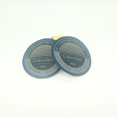 Etichetta personalizzata Maglietta personalizzata Tissuto tag di appesa Tag Patch per abbigliamento Logo in rilievo Applique gomma 3D Soft Pvc badge cucito