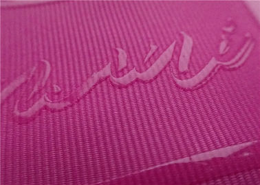 Etichetta trasparente brillante di stampa dello schermo di logo del silicio nel nastro del filo del poliestere di Coloful