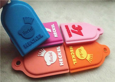 La medaglietta per cani Keychain del silicone ha personalizzato il logo inciso regali promozionali non tossico