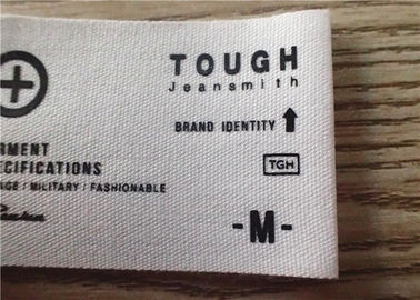 Etichette dell'abbigliamento tessute cotone con il logo bianco del grafico di stampa e del fondo