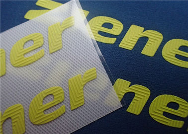 Etichette giallo-chiaro di superficie del trasferimento di calore di marca dello speciale per l'indumento