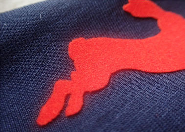 Logo d'affollamento monocromatico del trasferimento di calore della breve peluche per colore rosso luminoso dell'abbigliamento
