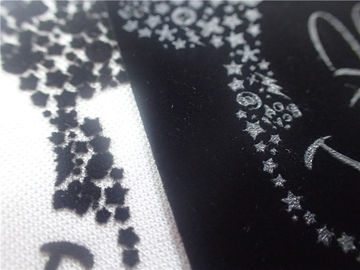 Logo d'affollamento monocromatico del trasferimento di calore della breve peluche per colore blu luminoso dell'abbigliamento