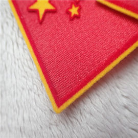 L'indumento liscio rattoppa l'affollamento giallo inferiore di Tatami della peluche delle stelle di Reb della bandiera nazionale sacra cromaticamente