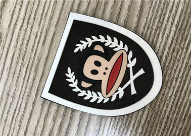 Toppa di gomma di logo di Microfiber su misura professionista per i vestiti e le borse ecc