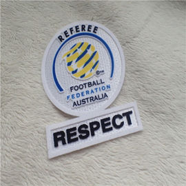 L'abbigliamento su ordinazione di modo rattoppa la federazione Tatami lavabile di calcio che si affolla l'etichetta per l'indumento