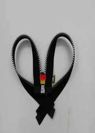 L'estremità aperta 5# che placca i denti d'ottone variopinti del metallo Zipper per le scarpe/rivestimento/jeans