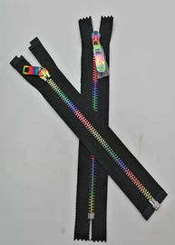 L'estremità aperta 5# che placca i denti d'ottone variopinti del metallo Zipper per le scarpe/rivestimento/jeans