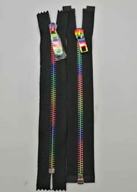L'estremità aperta 5# che placca i denti d'ottone variopinti del metallo Zipper per le scarpe/rivestimento/jeans