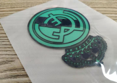 Lo schermo su ordinazione che stampa il logo impresso TPU del club di calcio rattoppa i distintivi per gli abiti sportivi