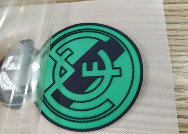 Lo schermo su ordinazione che stampa il logo impresso TPU del club di calcio rattoppa i distintivi per gli abiti sportivi