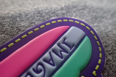 Il professionista ha impresso il colore su ordinazione di Pantone delle toppe della gomma toppa/3D di Tpu