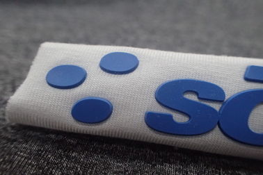 Pressatura delle etichette dell'abbigliamento del trasferimento di calore del silicio del modanatura