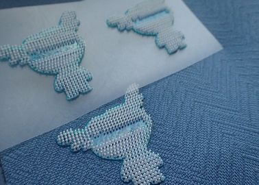L'abbigliamento del trasferimento di calore sollevato silicio promozionale identifica il ferro su ordinazione sugli autoadesivi
