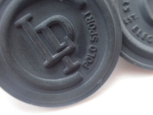 Distintivo nero riflettente su ordinazione di promozione TPU per i vestiti