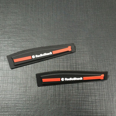 Progetti l'indumento per il cliente della maglietta 3D Logo Plastic Silicone Badge For delle etichette dell'abbigliamento