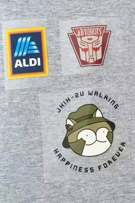 Il trasferimento di calore su ordinazione dell'autoadesivo rattoppa la stampa termica di applique delle applicazioni DIY del vinile su abbigliamento