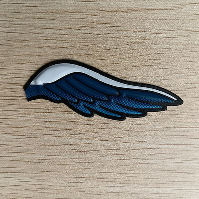 Il ferro sui distintivi 3D ha impresso la marca commerciale Logo Soft che TPU rattoppa per abbigliamento