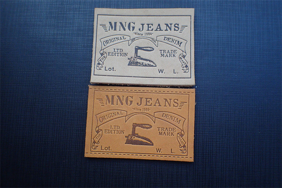 Le etichette di cuoio della toppa dei jeans amichevoli di Eco hanno impresso Logo For Uniform