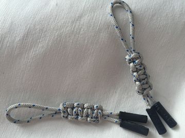 Iniezione fatta a mano su misura di colori TPU di tirata 3 della chiusura lampo di Paracord