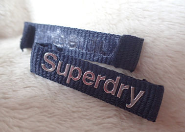 Etichetta d'argento ad alta frequenza del collo dell'abbigliamento di logo di Superdry 3D per i rivestimenti