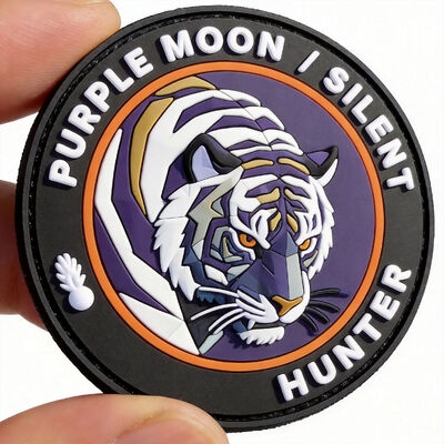 Badge TPU ad alta frequenza in silicone 3D personalizzati con colori e loghi personalizzati per patch di abbigliamento e abbigliamento durevoli
