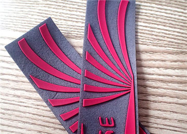 Toppe di gomma variopinte di logo per abbigliamento ed il cappello/etichette di gomma dell'indumento