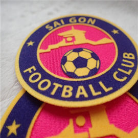 L'abbigliamento su ordinazione del club di calcio rattoppa il trasferimento di calore Tatami che si affolla le etichette regolari dell'indumento
