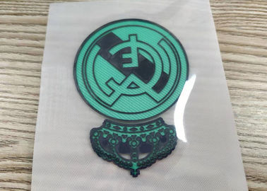 Lo schermo su ordinazione che stampa il logo impresso TPU del club di calcio rattoppa i distintivi per gli abiti sportivi