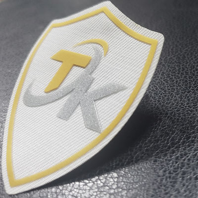 Maglietta molle impressa di Logo Iron On dell'etichetta del trasferimento di calore del silicone dell'autoadesivo 3D TPU